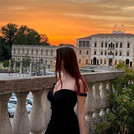 פיאצולה סול ברנטה Boutique House Alle Loggie Palladiane Di Villa Contarini מראה חיצוני תמונה